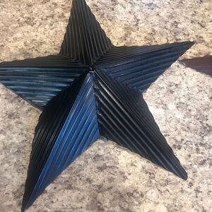 Metal Stars Wall Art Black and Brown